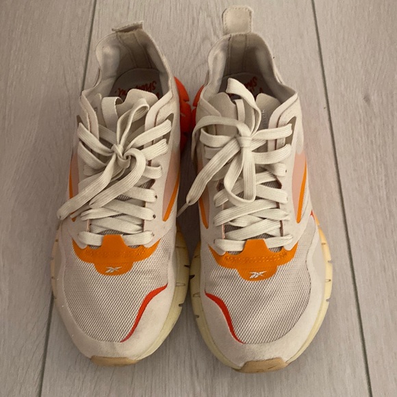 Reebok ZIG Kinetica Horizon Running Shoe - Picture 2 of 6